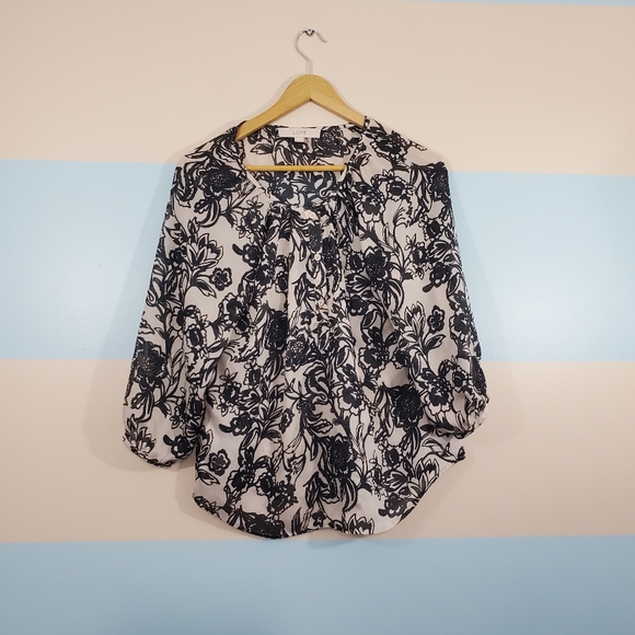 Ann Taylor LOFT Floral Women's Blouse - Picture 4 of 5